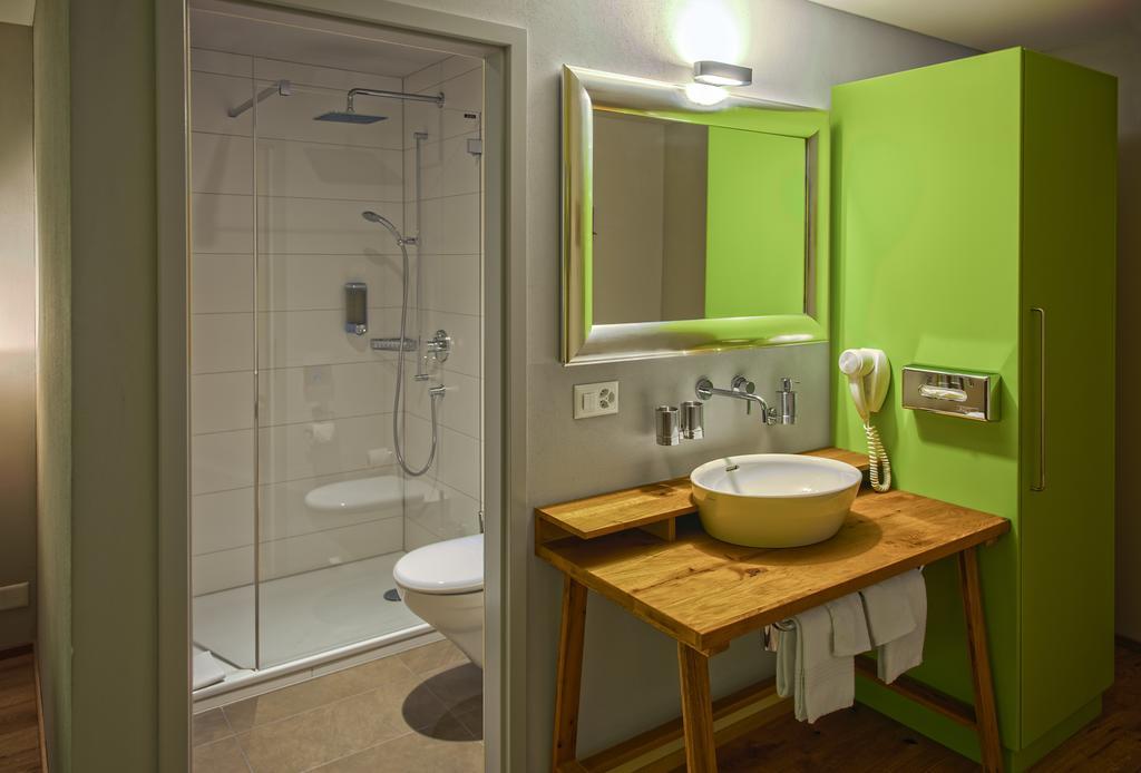 Hotel National ฟรูทิงเงน ห้อง รูปภาพ